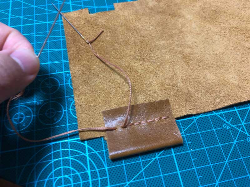 接合部を針と糸で縫い付ける
